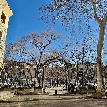 Le Dandy De La Fontaine Climatisation Et Garage * Nîmes